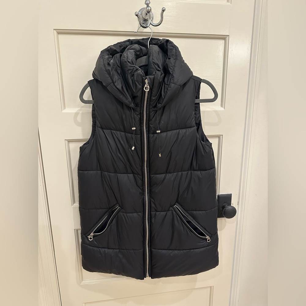Zara puffer vest - black - small